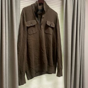 Banana republic men’s sweater, wrinkles will easily come out